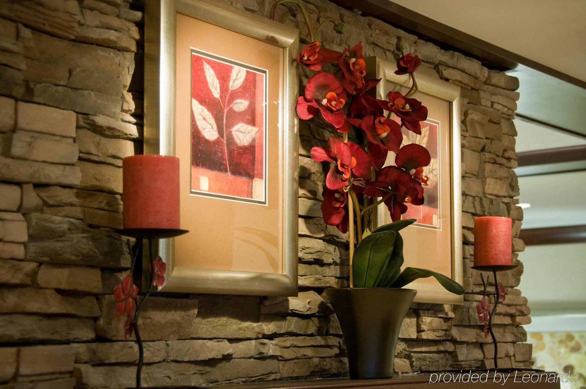 Hotel Hawthorn By Wyndham Buffalo Airport