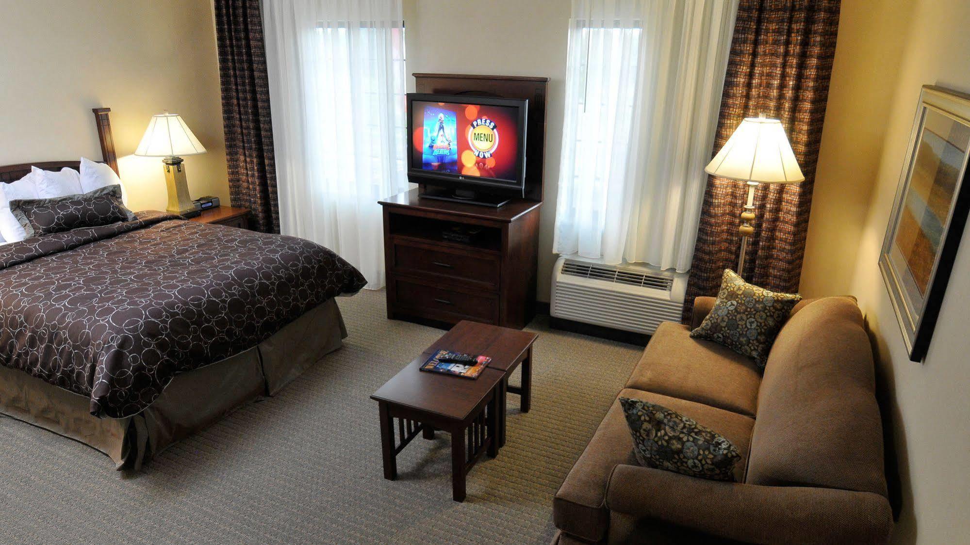 Hawthorn By Wyndham Buffalo Airport 3* Williamsville
